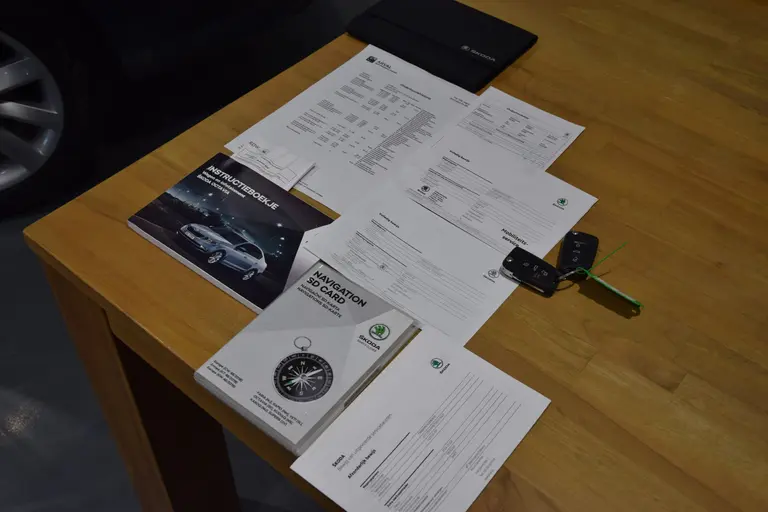 Skoda Octavia Combi 1.5 TSI 150PK Greentech Business Edition DSG Automaat | Org. NL | BOVAG Garantie | Trekhaak | Apple Carplay/ Android Auto | Cruise&Climate Control | Navigatie | afbeelding 14