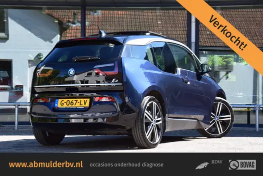BMW i3 Executive Edition 120Ah 42 kWh | Org. NL | BOVAG Garantie | Warmtepomp | Panoramadak | Stoelverwarming | Adaptive Cruise Control | Achteruitrijcamera | Navigatie | Full LED | 20'' Velgen |