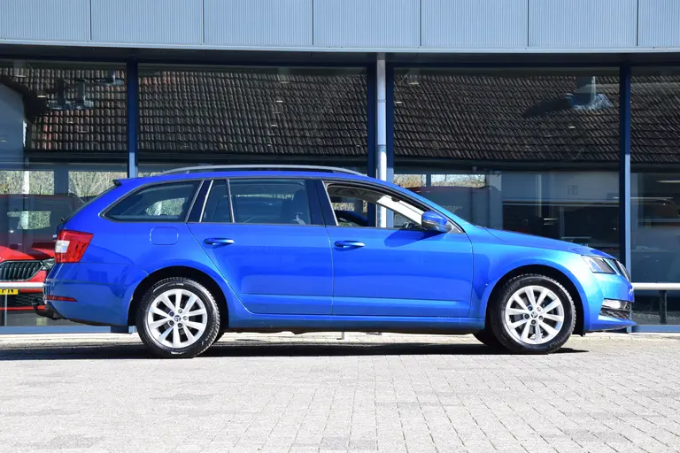 Skoda Octavia Combi 1.5 TSI 150PK Greentech Business Edition DSG Automaat | Org. NL | BOVAG Garantie | Trekhaak | Apple Carplay/ Android Auto | Cruise&Climate Control | Navigatie | afbeelding 5