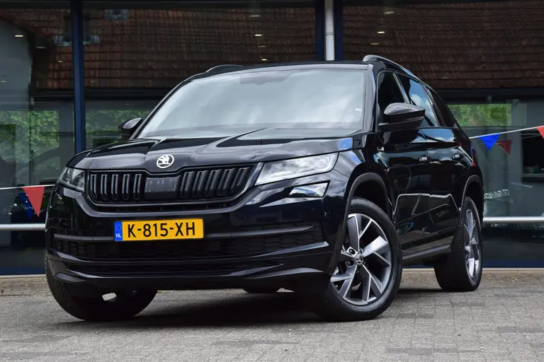 Skoda Kodiaq 1.5 TSI 150PK Sportline Business DSG Automaat | BOVAG Garantie | Org. NL | Trekhaak | Vitrueel Dashboard | Camera | Stoel&Stuur verwarming | Full LED | 19'' Velgen | afbeelding 2