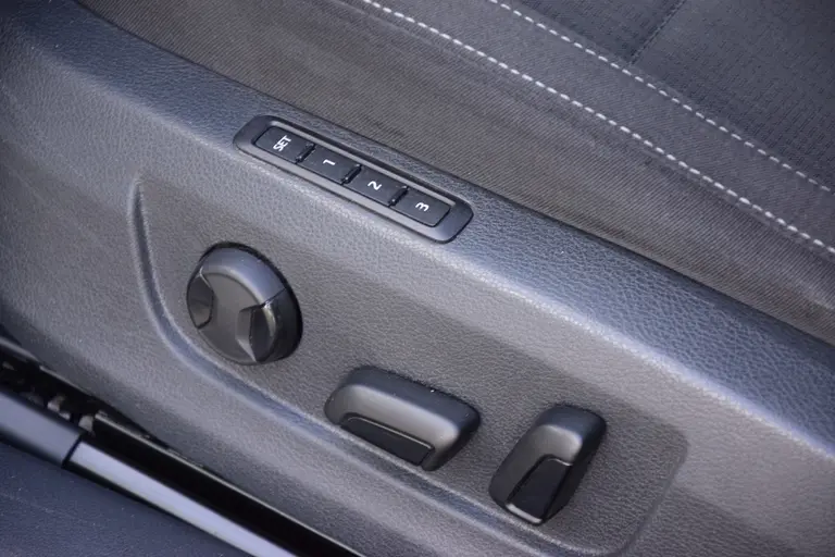 Skoda Superb 1.4 TSI Ambition Business | BOVAG Garantie | Trekhaak | Stoelverwarming | Achteruitrijcamera | All Season Banden | Cruise&Climate Control | Navigatie | Elektrisch Bedienbare Bestuurdersstoel | afbeelding 11