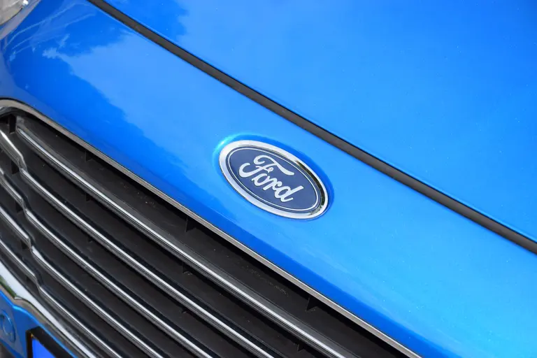 Ford Fiesta 1.0 EcoBoost Titanium | Incl. Nieuwe Distributieriem | Stoelverwarming | Climate Control | 15'' Velgen | Voorruitverwarming | PDC Voor&Achter | Bluetooth | afbeelding 27