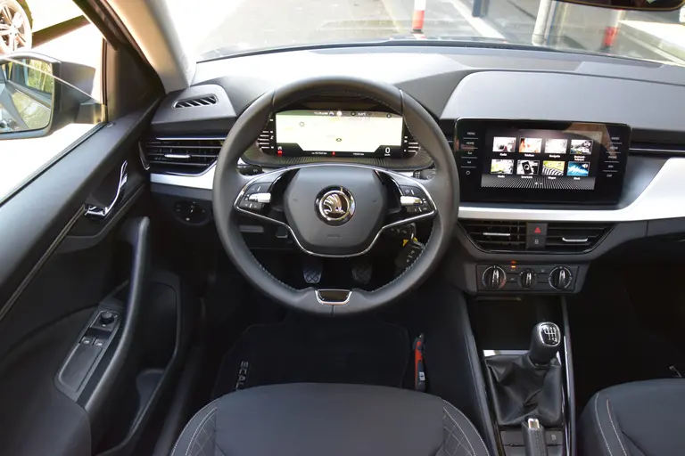 Skoda Scala 1.0 TSI 110PK Ambition | Fabrieksgarantie | Org. NL | Virtual Cockpit | PDC Achter | Navigatie | Full LED | Apple Carplay/Android Auto | Cruise Control | Verkeersbordherkenning | afbeelding 6