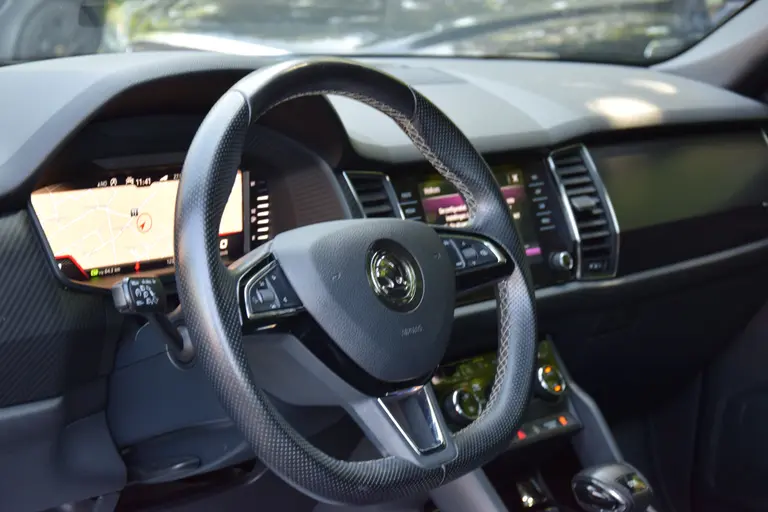 Skoda Kodiaq 1.5 TSI 150PK Sportline Business DSG Automaat | Org. NL | BOVAG Garantie | Trekhaak | Panoramadak | Virtual Cockpit | 19'' Velgen | Camera | Full LED | Elektrische Kofferklep | afbeelding 21