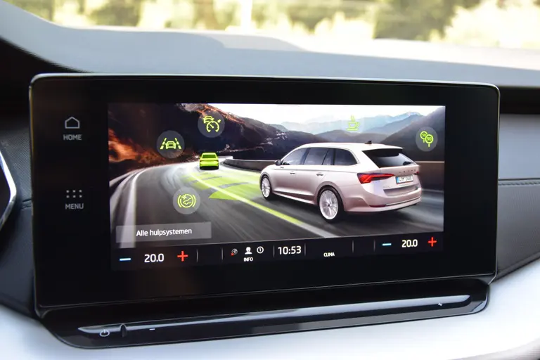 Skoda Octavia Combi 1.5 e-TSI 150PK Sport Business DSG Automaat | Org. NL | BOVAG Garantie | Adaptieve Cruise Control | Virtual Cockpit | Apple Carplay/Android Auto | 18'' Velgen | Full LED | afbeelding 23