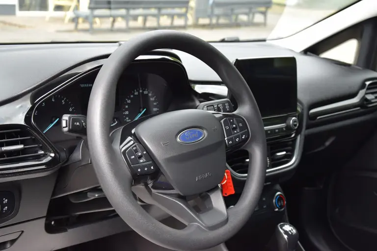 Ford Fiesta 1.1 86PK Trend | Org. NL | BOVAG Garantie | Navigatie | Apple Carplay/Android Auto | Cruise Control | Lane Assist | Airconditioning | Multifunctioneel Stuurwiel | afbeelding 16