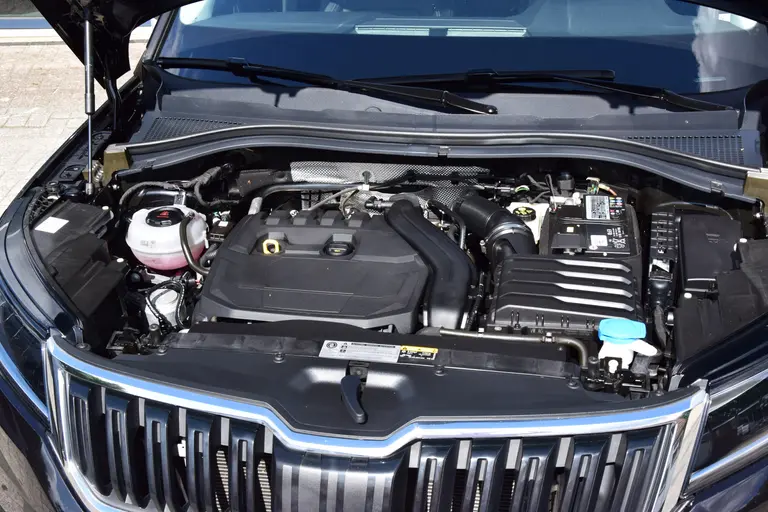 Skoda Kodiaq 1.5 TSI 150PK Limited Business Edition DSG Automaat | Org. NL | BOVAG Garantie | Adaptive Cruise Control | Elektrische Kofferklep | Full LED | Achteruitrijcamera | Dodehoekdetectie | afbeelding 13