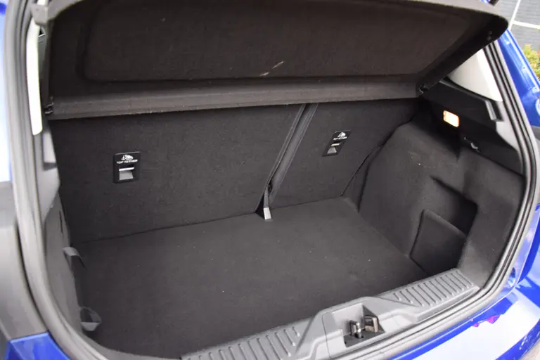 Ford Fiesta 1.1 Trend | Org. NL | BOVAG Garantie | Navigatie | Apple Carplay/Android Auto | Cruise Control | Lane Assist | Airconditioning | All Season Banden | afbeelding 28