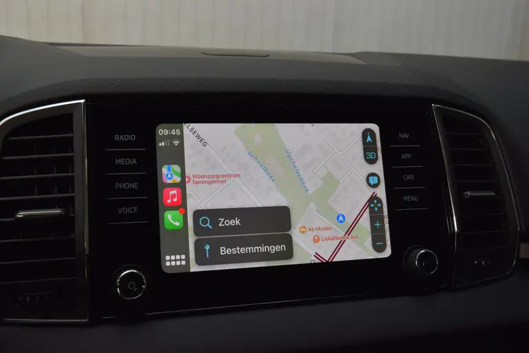 Skoda Karoq 1.5 TSI 150PK ACT Business Edition DSG Automaat | Org. NL | BOVAG Garantie | Trekhaak | Volledig Lederen Bekleding | Apple Carplay/Android Auto | PDC Voor&Achter | Cruise&Climate Control | afbeelding 23