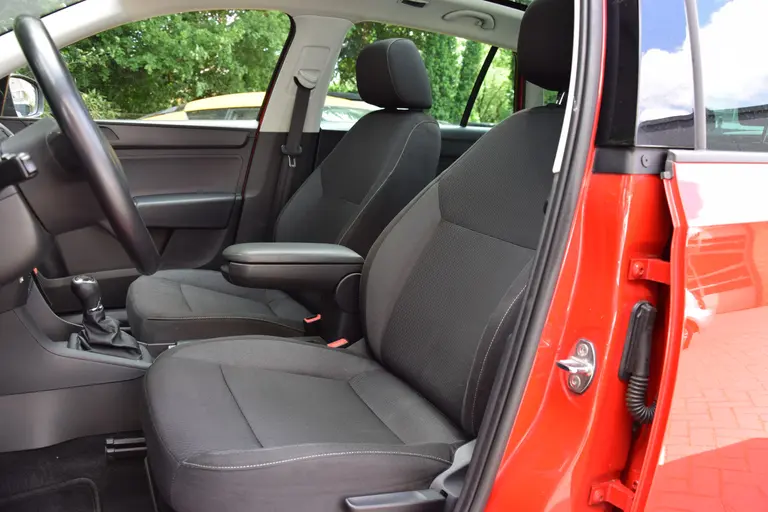 Skoda Rapid Spaceback 1.2 TSI Greentech Ambition Businessline Pro | Org. NL | Trekhaak | APK 6-2026 | Panoramadak | 17'' Velgen | Cruise Control | Airco | DAB+ Radio | afbeelding 10