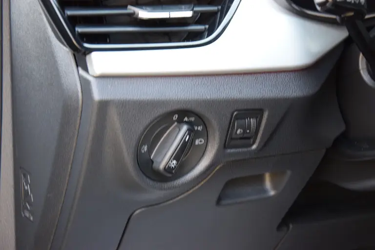 Skoda Kamiq 1.0 TSI 111PK Sport Business | Org. NL | BOVAG Garantie | Trekhaak | Virtual Cocpit | Sportstoelen | Cruise&Climate Control | PDC Achter | Apple Carplay/ Android Auto | afbeelding 33