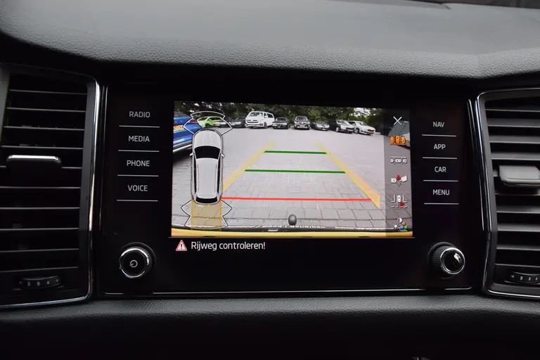 Skoda Kodiaq 1.5 TSI 150PK Business Edition DSG Automaat | Org. NL | BOVAG Garantie | Trekhaak | Achteruitrijcamera | Virtual Cockpit | Full LED | 18'' Velgen | Apple Carplay/Android Auto | afbeelding 23