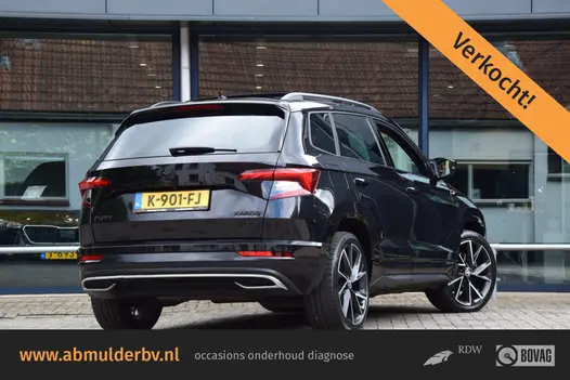 Skoda Karoq 2.0 TSI 4x4 Sportline Business DSG Automaat | BOVAG Garantie | Unieke Auto! | Trekhaak | Panoramadak | Camera | Adaptive Cruise Control | 19'' Velgen | Stoelverwarming | Canton |