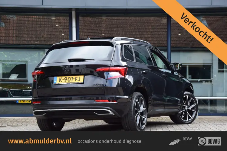 Skoda Karoq 2.0 TSI 4x4 Sportline Business DSG Automaat | BOVAG Garantie | Unieke Auto! | Trekhaak | Panoramadak | Camera | Adaptive Cruise Control | 19'' Velgen | Stoelverwarming | Canton |