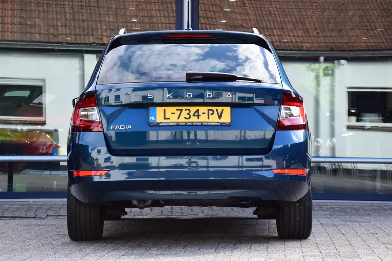 Skoda Fabia Combi 1.0 TSI 96PK Business Edition | Org. NL | BOVAG Garantie | Cruise Control | 16'' Velgen | Apple Carplay/Android Auto | Airco | Parkeersensoren | DAB Radio | afbeelding 12