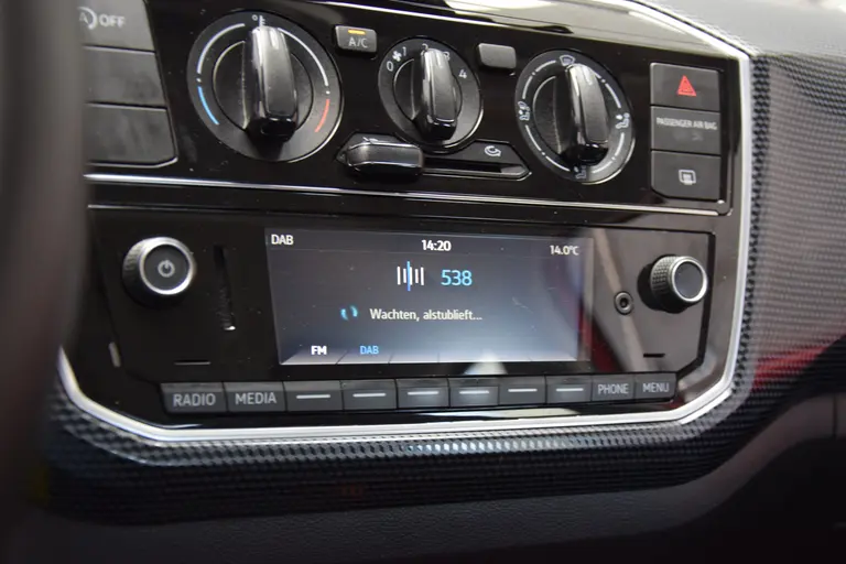 Volkswagen up! 1.0 BMT move up! | Org. NL | BOVAG Garantie | Airco | Bluetooth Telefoonverbinding | DAB Radio | Elektrische Ramen&Spiegels | LED Dagrijverlichting | afbeelding 18