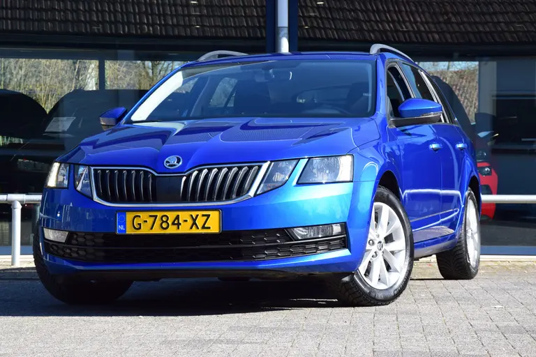 Skoda Octavia Combi 1.5 TSI 150PK Greentech Business Edition DSG Automaat | Org. NL | BOVAG Garantie | Trekhaak | Apple Carplay/ Android Auto | Cruise&Climate Control | Navigatie | afbeelding 2