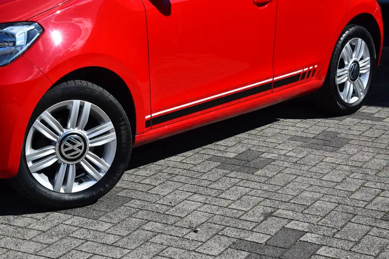 Volkswagen up! 1.0 BMT up! BEATS | Org. NL | BOVAG Garantie | 15'' Velgen | Airconditioning | Bluetooth Telefoonverbinding | LED Dagrijverlichting | Lage KM-Stand NAP! | afbeelding 17