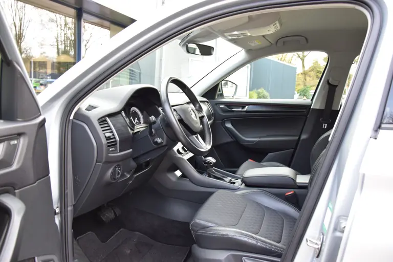 Skoda Kodiaq 1.5 TSI 150PK Business Edition 7-Persoons DSG Automaat | incl. BOVAG Garantie | NL-Auto | Adaptive Cruise Control | Achteruitrijcamera | Stoelverwarming | Navigatie | Full LED | Apple Carplay / Andoid Auto | afbeelding 7