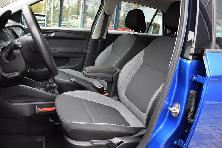 Skoda Fabia Combi 1.0 TSI 96PK Business Edition | Org. NL | BOVAG Garantie | Navigatie | Apple Carplay/Android Auto | 16'' Velgen | PDC Achter | LED Dagrijverlichting | Cruise Control | afbeelding 10