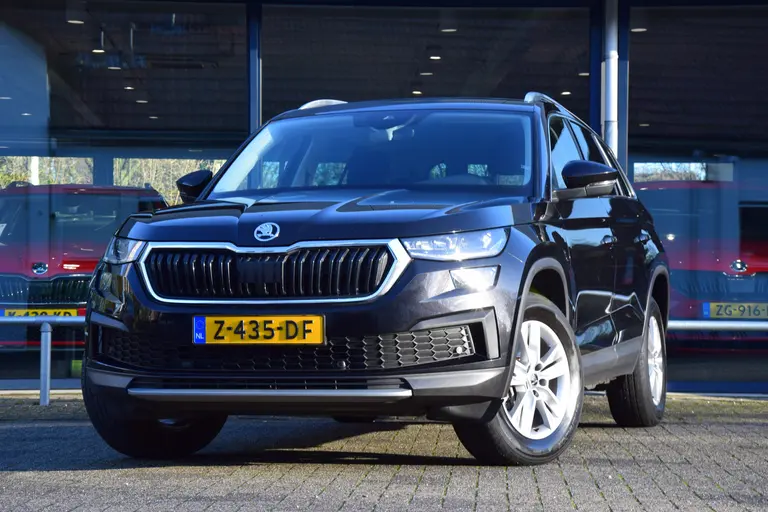 Skoda Kodiaq 1.5 TSI 150PK TSI Business Edition 7p (7 Persoons) DSG Automaat | Rijklaar incl. BOVAG Garantie | Achteruitrijcamera | Virtual Cockpit | Adaptive Cruise Control | 17'' Velgen | afbeelding 2