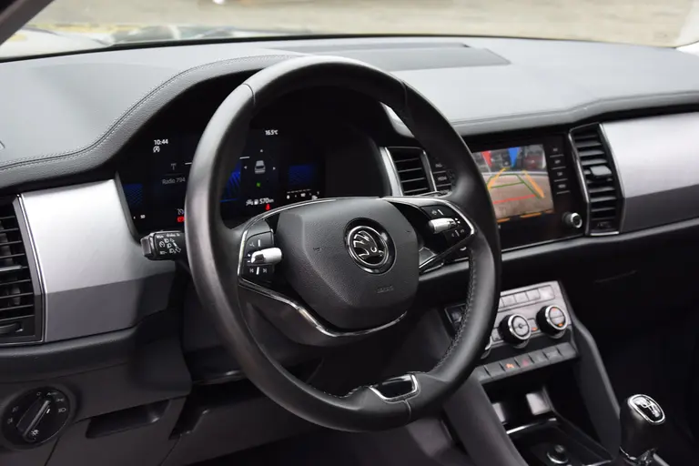 Skoda Kodiaq 1.5 TSI 150PK Business Edition 7p / 7 persoons | Org. NL | BOVAG Garantie | Apple CarPlay | Lederen Bekleding | Trekhaak | Achteruitrijcamera | Virtual Cockpit | Full LED | afbeelding 17