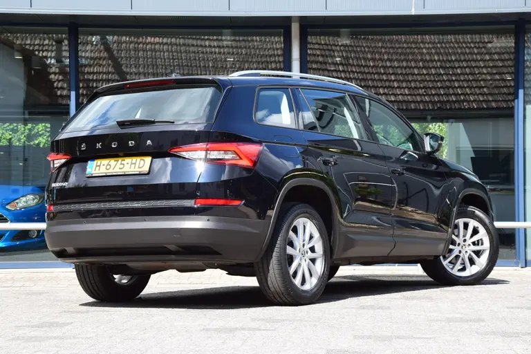 Skoda Kodiaq 1.5 TSI 150PK Limited Business Edition DSG Automaat | Org. NL | BOVAG Garantie | Adaptive Cruise Control | Elektrische Kofferklep | Full LED | Achteruitrijcamera | Dodehoekdetectie | afbeelding 2