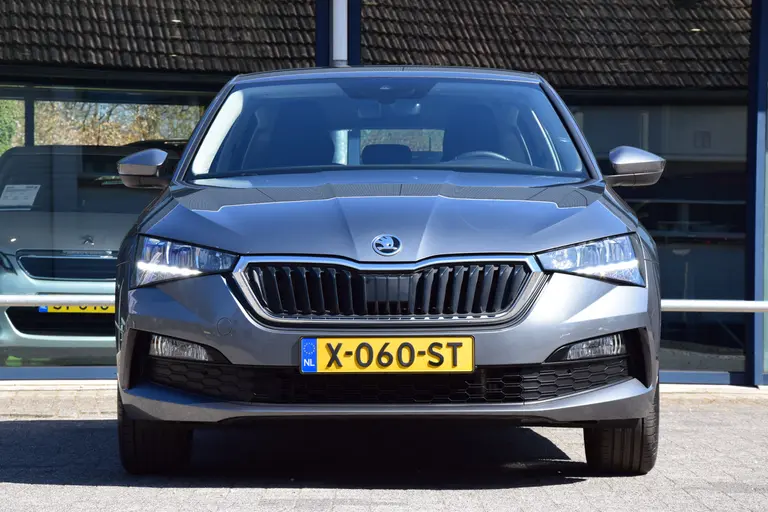 Skoda Scala 1.0 TSI 110PK Ambition | Fabrieksgarantie | Org. NL | Virtual Cockpit | PDC Achter | Navigatie | Full LED | Apple Carplay/Android Auto | Cruise Control | Verkeersbordherkenning | afbeelding 11