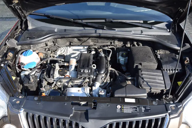 Skoda Yeti 1.2 TSI Comfort DSG Automaat | Org. NL | BOVAG Garantie | Trekhaak | Cruise Control | Airconditioning | 16'' Velgen | Parkeersensoren Achter | afbeelding 13