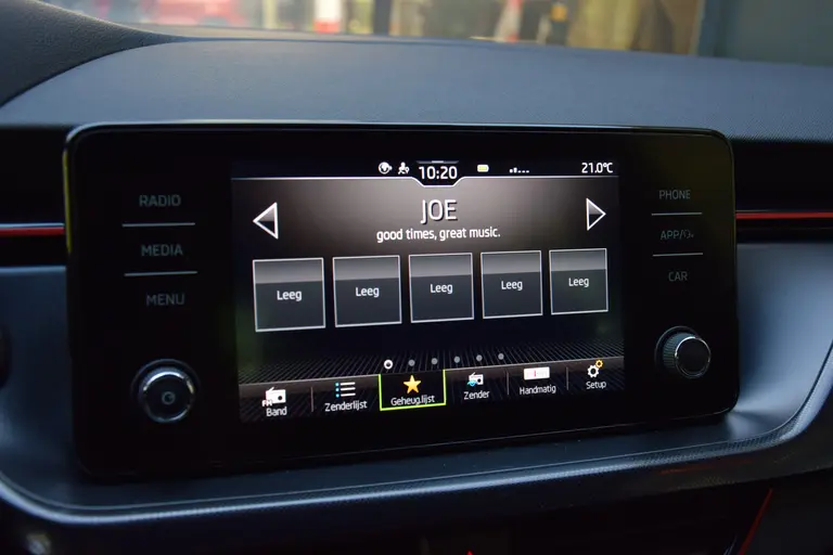 Skoda Scala 1.0 TSI Sport Business DSG Automaat | Org. NL | BOVAG Garantie | Cruise & Climate Control | Parkeersensoren | Full LED | Sportstoelen | Apple Carplay / Android Auto | afbeelding 23