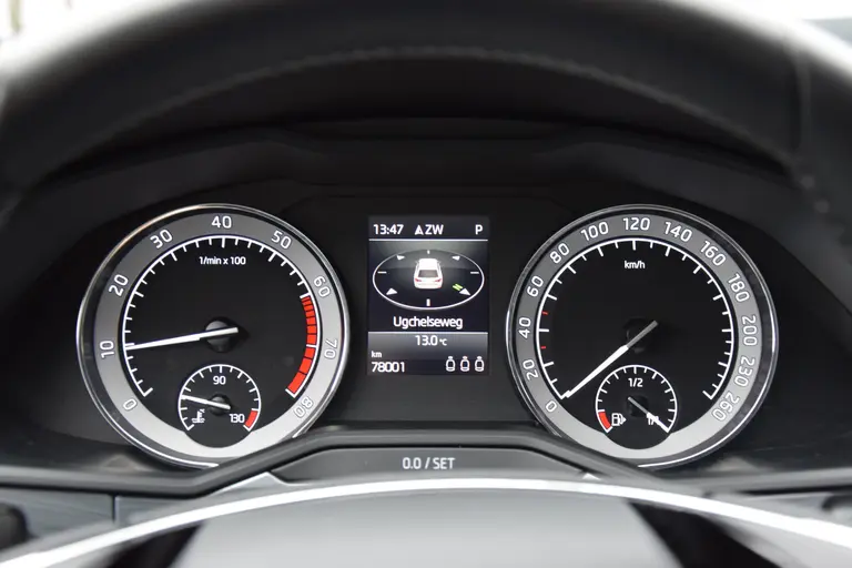 Skoda Superb Combi 1.5 TSI 150K ACT Business Edition DSG Automaat | Org. NL | BOVAG Garantie | Adaptive Cruise Control | Full LED | 17'' Velgen Met All Season Banden | PDC Voor&Achter | afbeelding 15