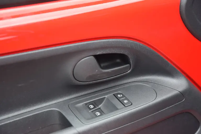 Skoda Citigo e-iV EV Ambition | Volledig Elektrisch | Org. NL | BOVAG Garantie | Stoelverwarming | PDC Achter | Climate Control | 16'' Velgen | DAB Radio | Bluetooth Telefoonverbinding | afbeelding 27