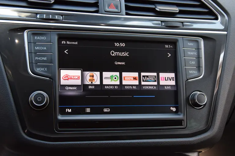 Volkswagen Tiguan 2.0 TSI 180PK 4Motion Highline DSG Automaat | NL-Auto | incl. BOVAG Garantie | 1e Eigenaar | Dealer onderhouden | Trekhaak (2500kg) | Adaptive Cruise Control | Lederen bekleding | Parkeer assistent | BTW Auto | afbeelding 23
