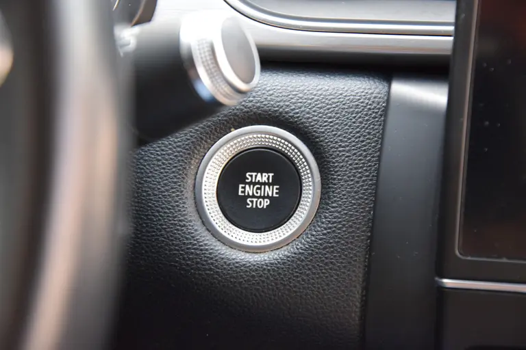 Renault Captur 1.0 TCe 100 Intens | BOVAG Garantie | Trekhaak | All Season Banden | Navigatie | Achteruitrijcamera | PDC Voor&Achter | Apple Carplay | Full LED | Dealer Onderhouden | afbeelding 30