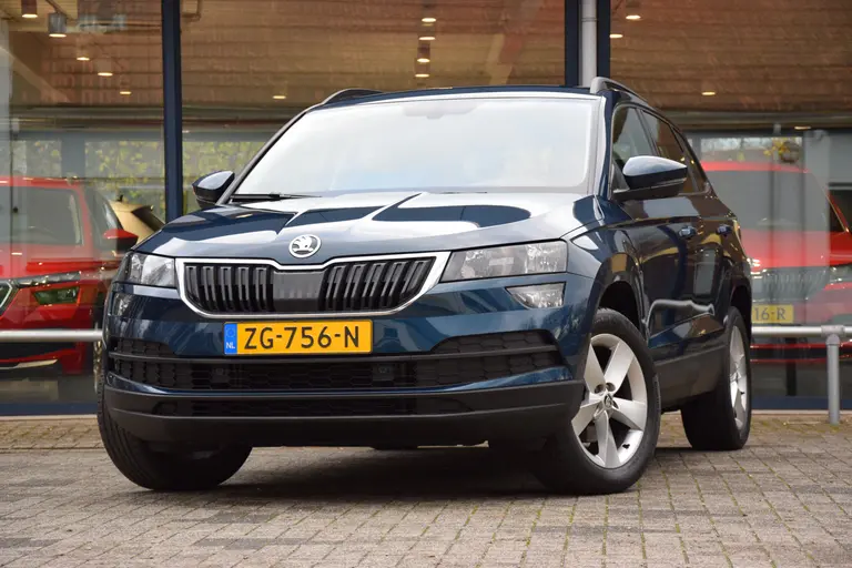 Skoda Karoq 1.5 TSI 150PK ACT Ambition Business DSG Automaat | Rijklaar incl. BOVAG Garantie | Trekhaak | NL-Auto | Cruise & Climate Control | Navigatie | PDC Voor&Achter | Apple Carplay/ Android Auto | afbeelding 2