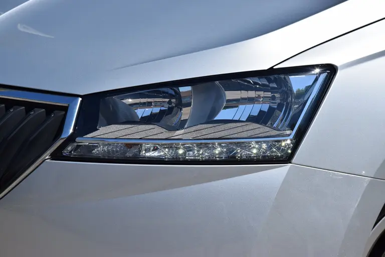 Skoda Fabia 1.0 TSI 96PK Ambition | Org. NL | BOVAG Garantie | Cruise & Climate Control | Parkeersensoren | 15'' Velgen | Apple Carplay/ Android Auto | LED Dagrijverlichting | afbeelding 25