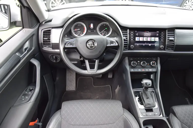 Skoda Kodiaq 1.5 TSI 150PK Business Edition | Org. NL | BOVAG Garantie | Trekhaak | Half Leder | PDC Voor&Achter + Camera | Stoelverwarming | Apple Carplay/Android Auto | Full LED | afbeelding 6