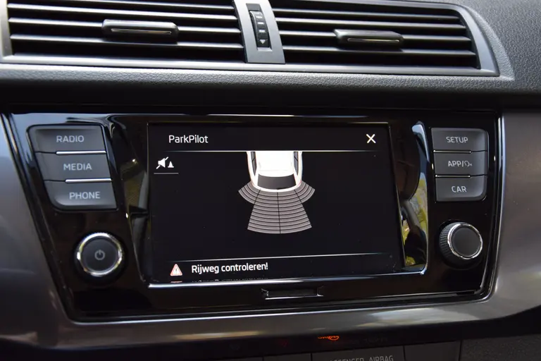 Skoda Fabia Combi 1.0 96PK TSI Business Edition | Org. NL | BOVAG Garantie | Apple Carplay/Android Auto | 16'' Velgen | PDC Achter | LED Dagrijverlichting | Cruise Control | Airconditioning | afbeelding 21