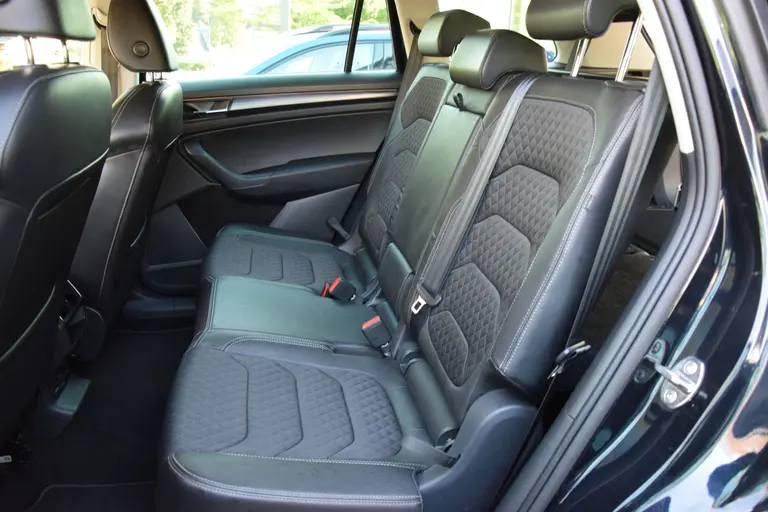 Skoda Kodiaq 1.5 TSI Business Edition DSG Automaat 7p / 7 persoons | Org. NL | BOVAG Garantie | Trekhaak | Camera | Half Leder | Full LED | Cruise&Climate Control | 18'' Velgen | afbeelding 8