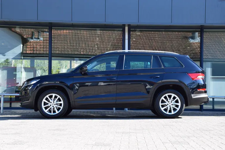 Skoda Kodiaq 1.5 TSI Business Edition DSG Automaat 7p / 7 persoons | Org. NL | BOVAG Garantie | Trekhaak | Camera | Half Leder | Full LED | Cruise&Climate Control | 18'' Velgen | afbeelding 4