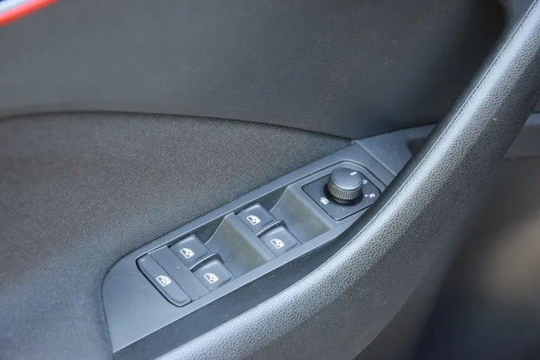 Skoda Scala 1.0 TSI Sport Business DSG Automaat | Org. NL | BOVAG Garantie | Cruise & Climate Control | Parkeersensoren | Full LED | Sportstoelen | Apple Carplay / Android Auto | afbeelding 31