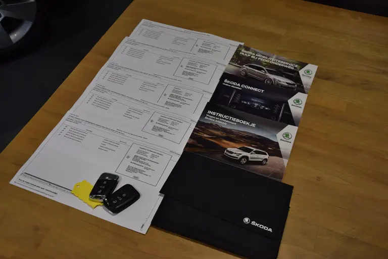 Skoda Kodiaq 1.4 TSI Style Business 7p. 7Persoons | Org. NL | BOVAG Garantie | Trekhaak | 360 Camera | Stoelverwarming | Full LED | Elektrische Koffelklep | Elektrisch Verstelbare Bestuurdersstoel | afbeelding 16