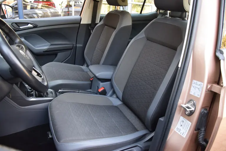 Volkswagen T-Cross 1.0 TSI 116PK Style DSG Automaat | Org. NL | BOVAG Garantie | Trekhaak | Full LED | PDC Voor&Achter | Adaptive Cruise Control | Climate Control | Apple Carplay/ Android Auto | afbeelding 10