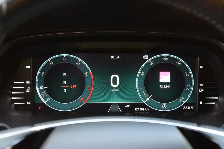 Skoda Octavia Combi 1.5 e-TSI 150PK Sport Business DSG Automaat | Org. NL | BOVAG Garantie | Adaptieve Cruise Control | Virtual Cockpit | Apple Carplay/Android Auto | 18'' Velgen | Full LED | afbeelding 15