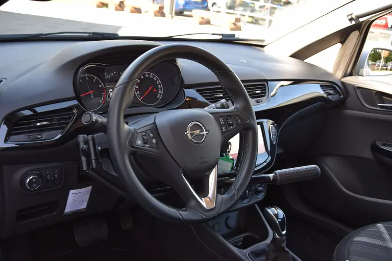 Opel Corsa 1.4 Edition Automaat | Org. NL | BOVAG Garantie | Aangepast Voor Mindervalide Handgas + Handrem | Achteruitrijcamera | 16'' Velgen+All Season Banden | Cruise Control | afbeelding 17