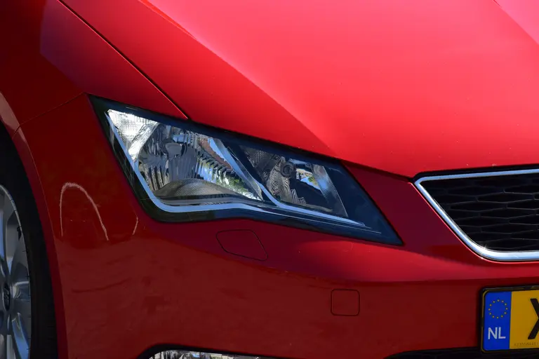 SEAT Leon 1.2 TSI 105PK Style Business | BOVAG Garantie | Cruise&Climate Control | Stoelverwarming | PDC Achter | 16'' Velgen Met All Season Banden | Bluetooth Telefoonverbinding | afbeelding 31