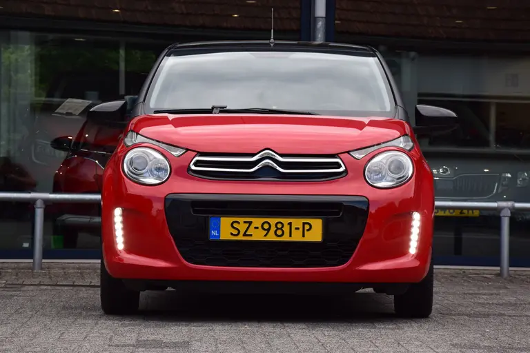 Citroën C1 1.0 VTi Shine | Org. NL | BOVAG Garantie | Achteruitrijcamera | Bluetooth | 15'' Velgen + All Season Banden | Climate Control | Multifunctioneel Stuur | Keurige Auto! | afbeelding 10
