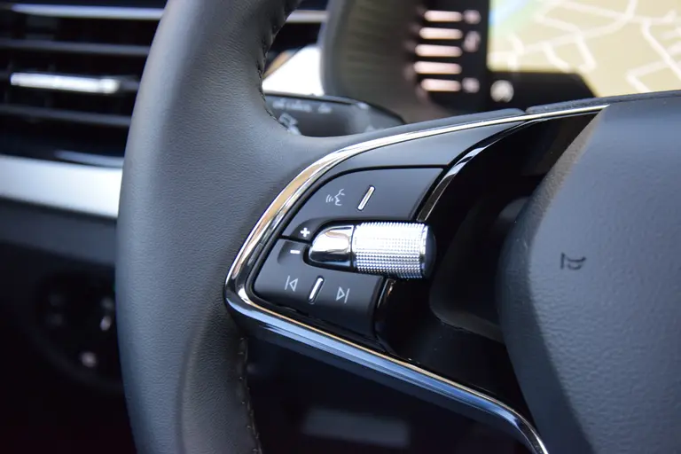 Skoda Scala 1.0 TSI 110PK Ambition | Fabrieksgarantie | Org. NL | Virtual Cockpit | PDC Achter | Navigatie | Full LED | Apple Carplay/Android Auto | Cruise Control | Verkeersbordherkenning | afbeelding 26
