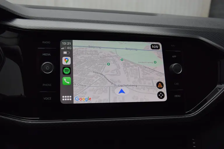 Volkswagen T-Cross 1.0 TSI Life | Org. NL | Fabrieksgarantie 7-2027 | Adaptive Cruise Control | Parkeersensoren Voor&Achter | Apple Carplay/Android Auto | 16'' Velgen | DAB Radio | afbeelding 19