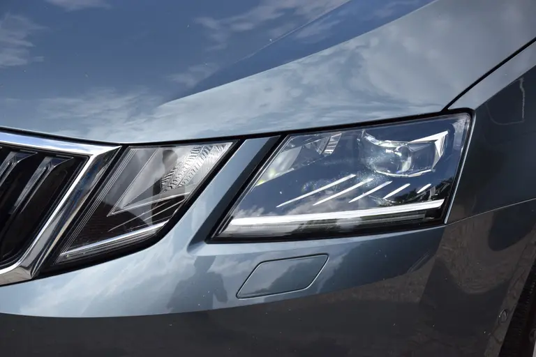 Skoda Octavia Combi 1.0 TSI Greentech Style Business | Org. NL | BOVAG Garantie | Full LED | Half Leder | PDC Voor&Achter | Stoelverwarming | Sportstuur | Cruise Control | afbeelding 28